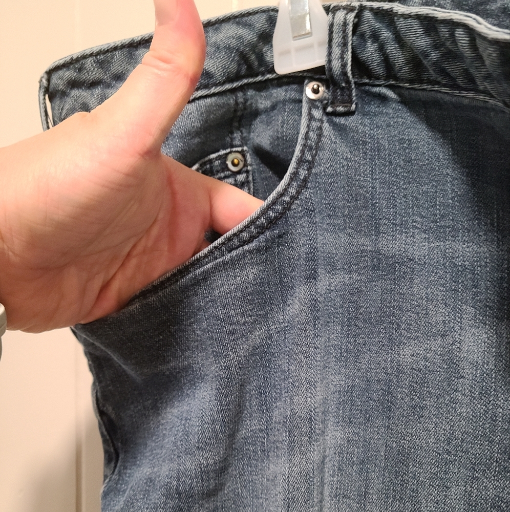 Venezia Jeans - Picture 3 of 7